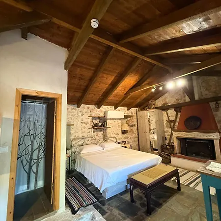 Sparta Gaia Retreat Апартаменты *
