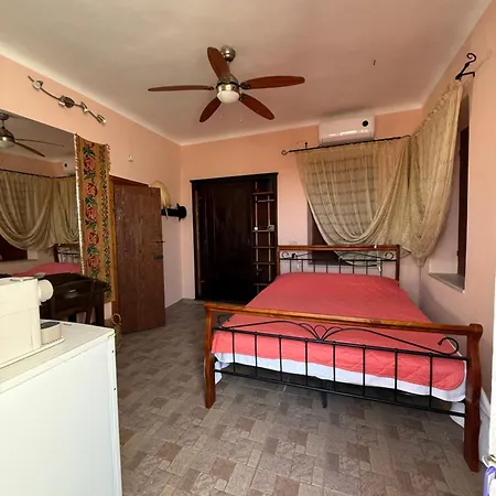 Sparta Gaia Retreat Апартаменты