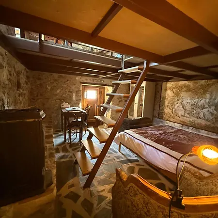Sparta Gaia Retreat Апартаменты *
